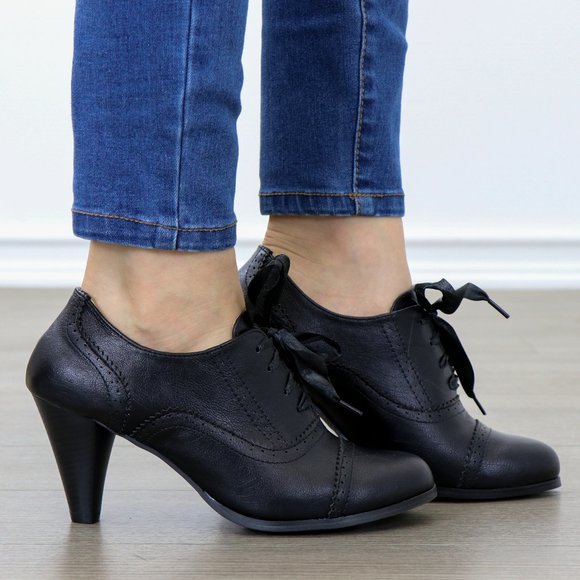 Shoes - Laced-Up Vintage Style Women's Heeled Oxford